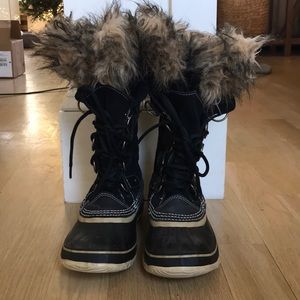 Sorel Joan of Arctic Boots